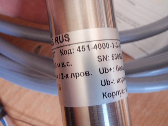 Датчик уровня погружной малого диаметра lmp307 451-4000-1-3-1-006-00r в корпусе из нержавеющей стали