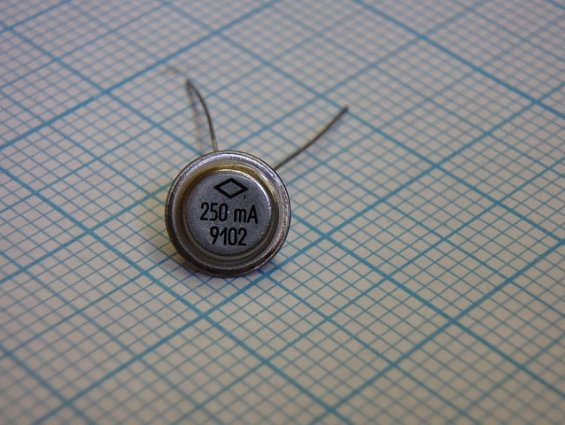 Вставка плавкая миниатюрная Микропровод micron ВПМ2 250mA ТУ25-04-1401-77 1991г