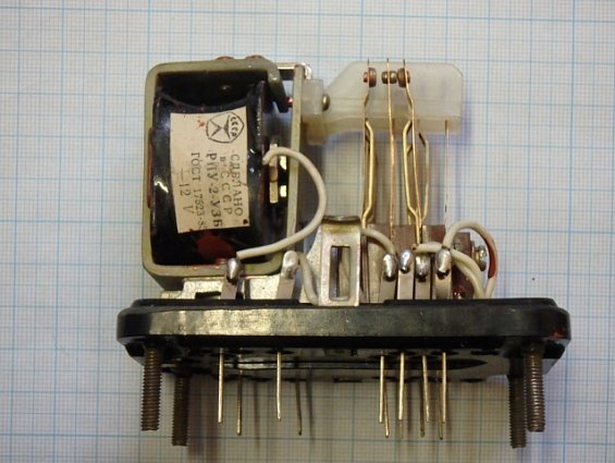 Реле промежуточное РПУ-2 51202 У3Б -12В IP40 2/2 2НО 2НЗ ГОСТ17523-79 два нормально открытых разомкн