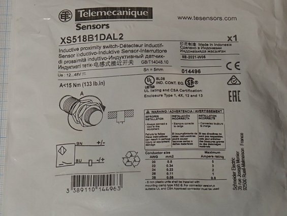 Датчик индуктивный Telemecanique XS518B1DAL2