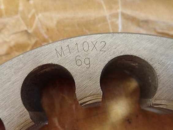 Плашка M110х2mm 6g Ф160х21mm