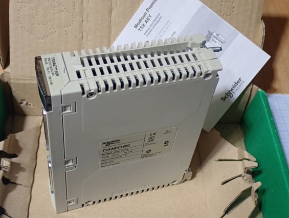 Модуль Schneider Electric TSXAEY1600 Made in France