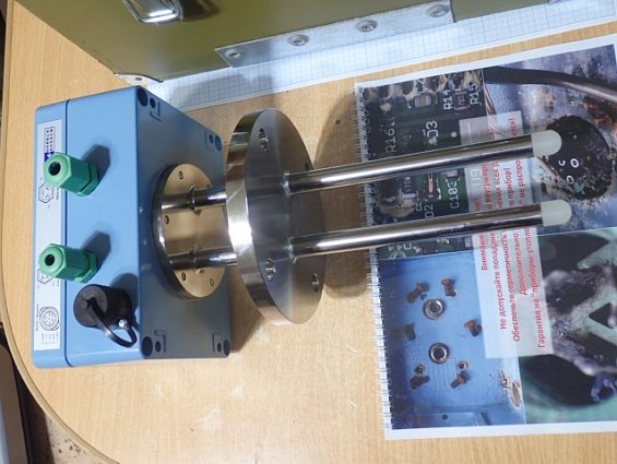 Плотномер HARRER KASSEN HK6-F №3845 БЕЗ ВЫНОСНОГО ТАБЛО ПАСПОРТ 100-240V 50-60Hz 200mA RS232 DN65