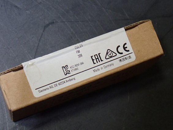 Модуль SIEMENS 6ES7 138-4DF11-0AB0 Made in Germany