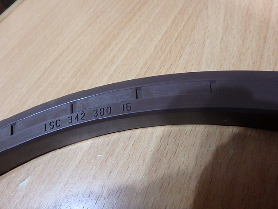 Манжет сальник армированный 342-380-16mm 342х380х16mm тип ISC fkm фторкаучук viton сальник