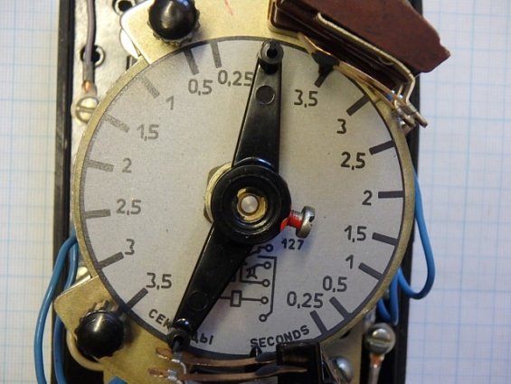 Реле времени РВ225УХЛ4 1029 220V 50гц 0.25-3.5сек с часовым механизмом