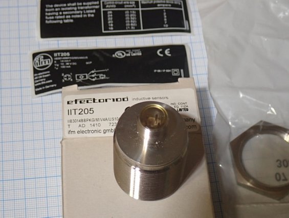Индуктивный датчик ifm IIT205 IIB3014BBPKG/M/V4A/US104DPS Made in Germany