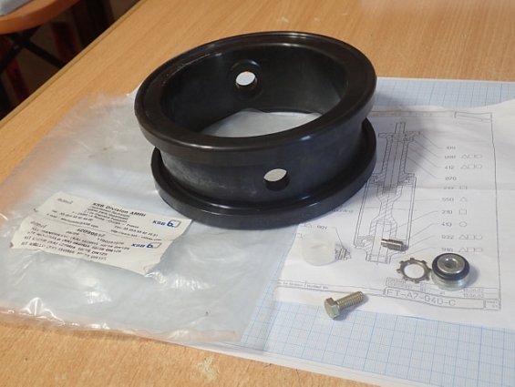 Ремкомплект затвора KSB Amri DN125 ISORIA-10/16 125XA EPDM 42099612 вес-0.32кг габаритный размер 180