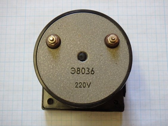 Частотомер Э8036 пр.изм.350-450Гц. кл.т.1 ном.напр.220В.1989г.в. прибор поврежден