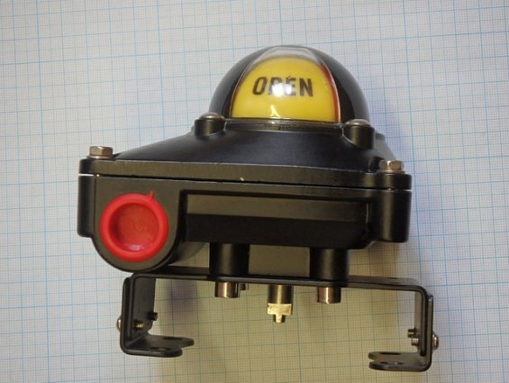 Блок конечных выключателей CAMOZZI SBA-200M2 LIMIT SWITCH BOX