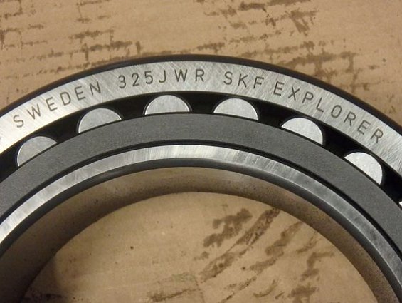 Подшипник SKF 24030CC/С4W33 SWEDEN 325JWR SKF EXPLORER БЕЗ ОРИГИНАЛЬНОЙ УПАКОВКИ