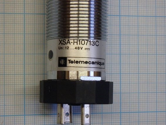 Выключатель бесконтактный xsa-h10713c xsah10713c Telemecanique Schneider