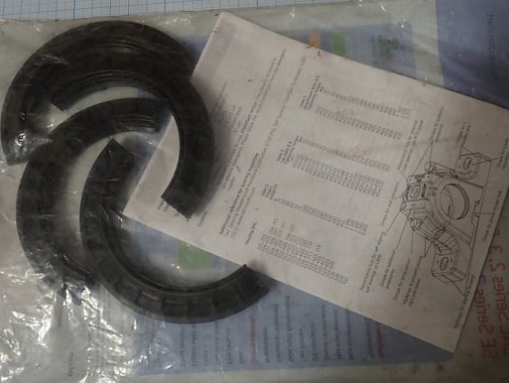 Уплотнение корпуса SKF TSN517L Seals for SNH and SNL 517 For shaft diam.75 комплект