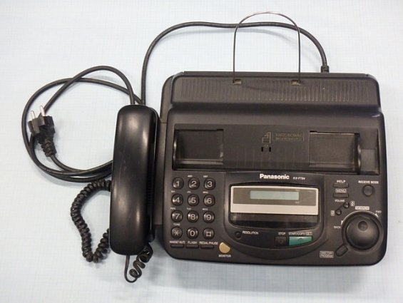 Факсимильный Аппарат Panasonic KX-FT64RU 220-240В 50/60Гц 1.0А Сделано в Малазии БЫВШИЙ В УПОТРЕБЛЕН