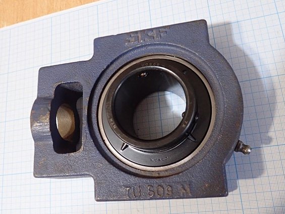 Подшипниковый натяжной корпус UC209+TU509M NTN+SKF