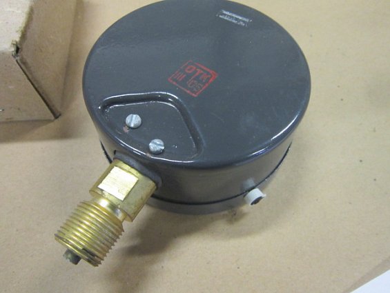 Манометр МП3-У 0-60kgf/cm2 кл.т.1.5 диаметр корпуса Ф100мм IP40 М20х1.5 РШ У2