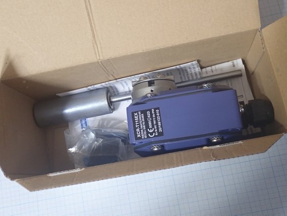 Концевой выключатель Telemecanique XCRT115EX 802795