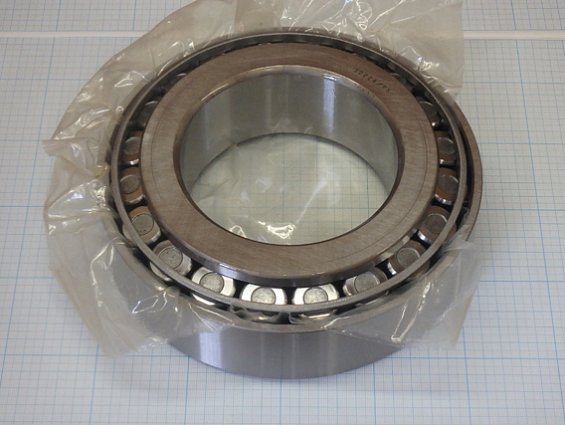 Подшипник 32224 P5 SALMATEK BEARING ROLLER PRESSE MAXIMA-700 размер dхDхh Ф120хФ215х61.5мм