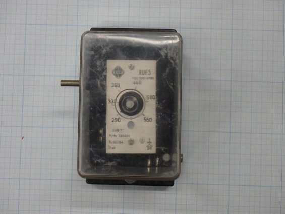 Реле напряжения EAW RUF-5 TGL200-3788 290-550V PL-Nr-735036 220V 50Hz IP40