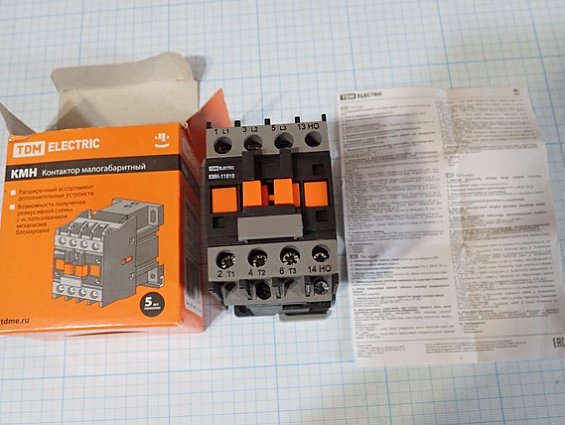 Контактор TDM КМН-11810 18А 230В АС-3 1НО SQ0708-0010