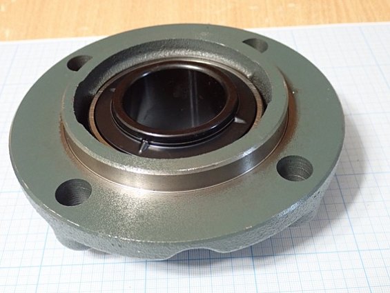 Подшипник NTN UCFC210D1 без масленки и оригинальной упаковки