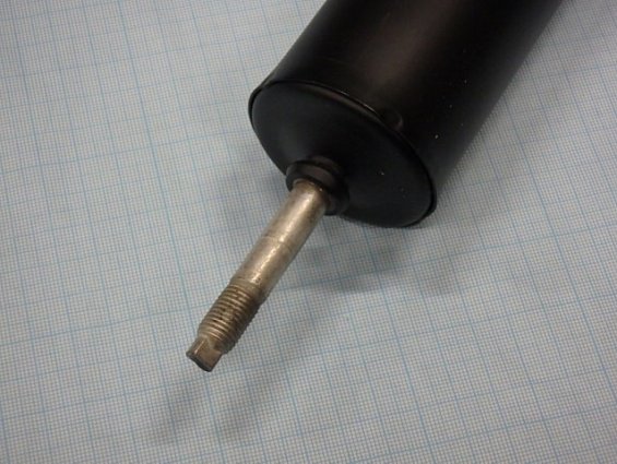 Амортизатор передний ISUZU JAPAN ZE 1 TOKICO 8-97253609-0