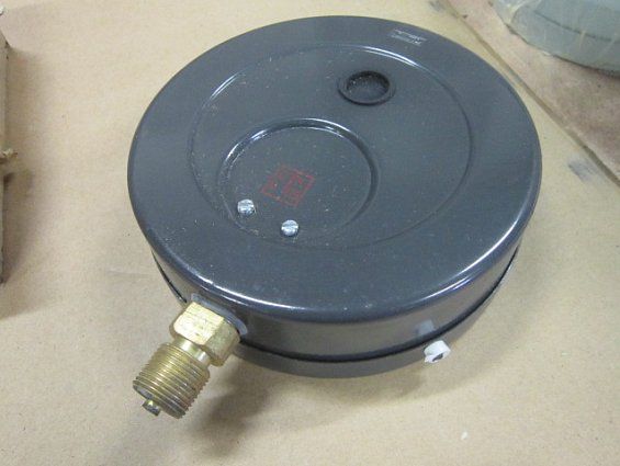 Манометр МП4-У 0-250kgf/cm2 кл.т.1.5 диаметр корпуса Ф160мм IP40 М20х1.5 РШ У2