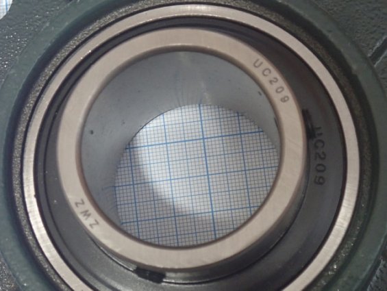 Подшипник ZWZ UCF209