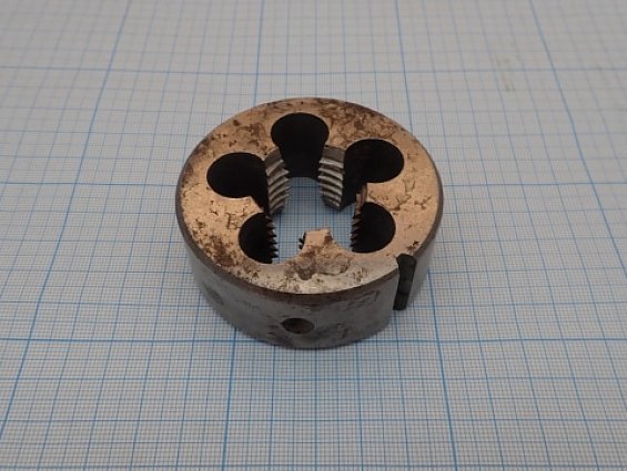 Плашка М27х3 D=65 мм