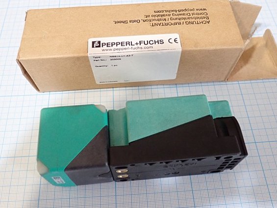 Датчик индуктивный PEPPERL+FUCHS NBB15-U1-A2-T 203005 10-30VDC 200mA 15mm