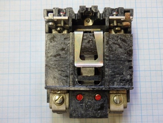 Реле электротепловое токовое ТРН-10А УХЛ4 перем. 500V 0,63A 1988г.в.