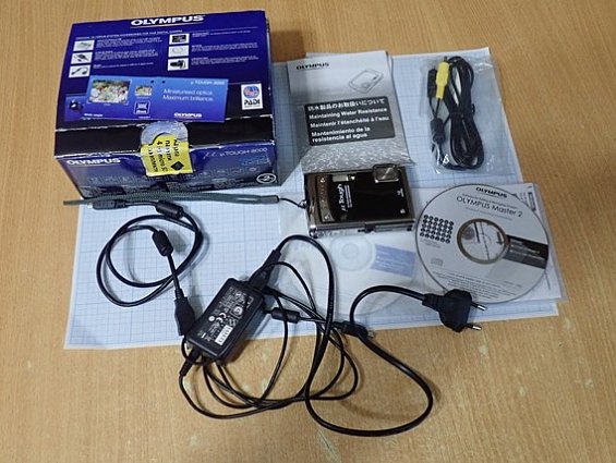 Цифровая камера OLYMPUS µTOUGH-8000 shock+waterproof 12 megapixel  LENS 3.6хOPTICAL WIDE
