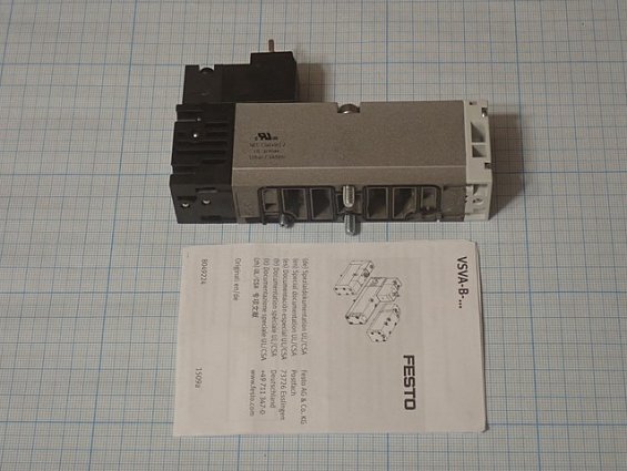 Пневмораспределитель FESTO VSVA-B-M52-MZH-A1-1C1 547080 24vdc 1.8W 546256 746809