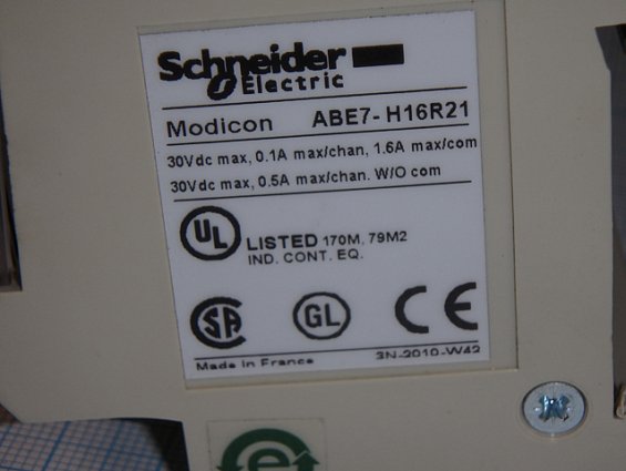 База schneider electric Modicon ABE7-H16R21 ABE7H16R21 made in France новый без заводской упаковки