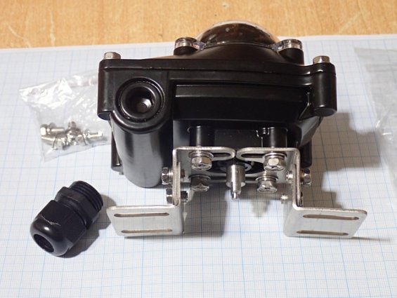 Блок концевых выключателей ПГС APL-220N IP66 визуальный индикатор положения индуктивный 1Ex ia IIC T