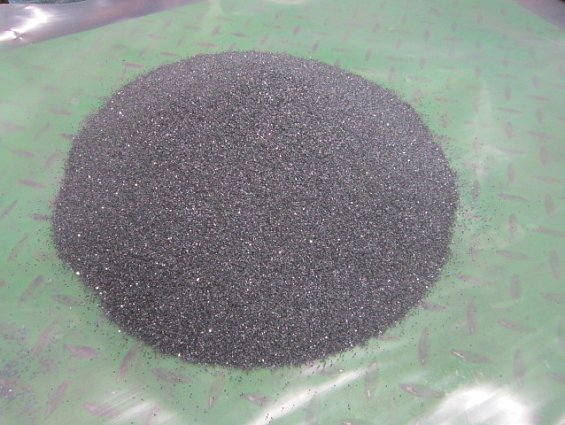 Шлифовальный материал из карбида кремния черного 53-54С зернистость F24