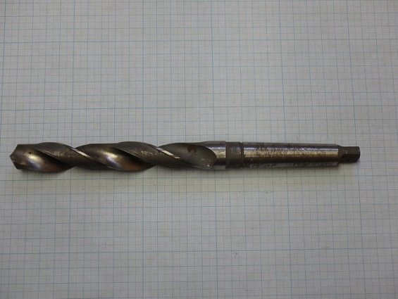 Сверло Ф20 Р6М5 ВиЗ ГОСТ10903-77 спиральное с коническим хвостовиком