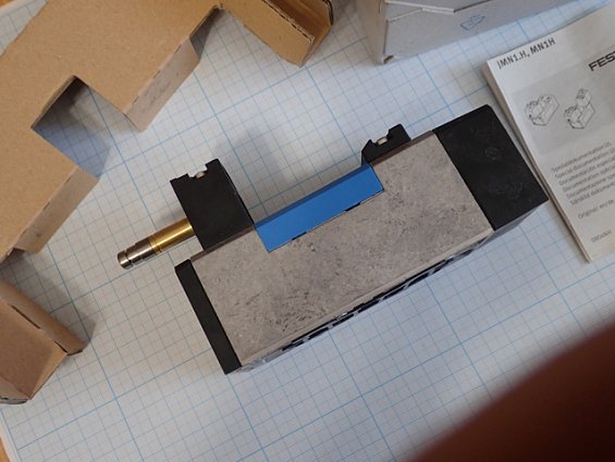 Распределитель FESTO MN1H-5/2-D-2-FR-C 159699 magnetventi