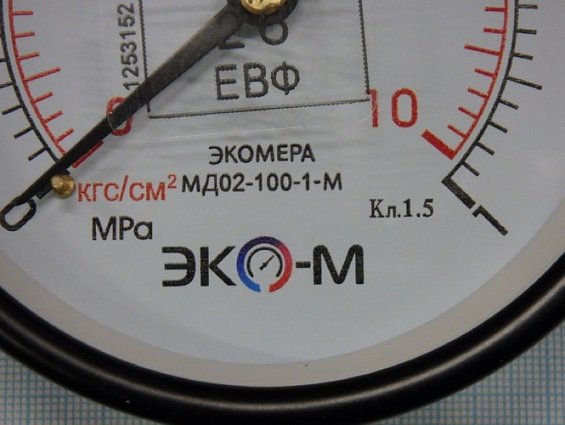 Манометр МД02-100 0-1МПа M20х1.5 номинальный диаметр корпуса Ф100мм класс точности 1.5 радиальный