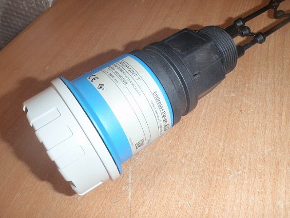 Датчик предельного уровня LIQUIPOINT t FtW31-A1A2AA4A L=2800(450)mm