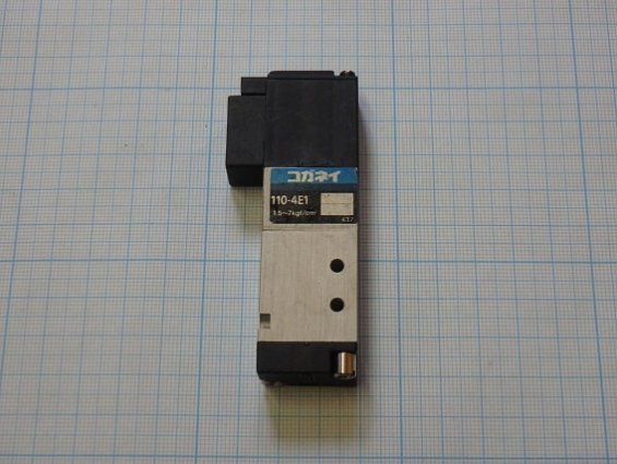 Электропневмораспределитель 110-4Е1 1,5~7kgf/cm2 DC24V пилотного типа с одним электромагнитом