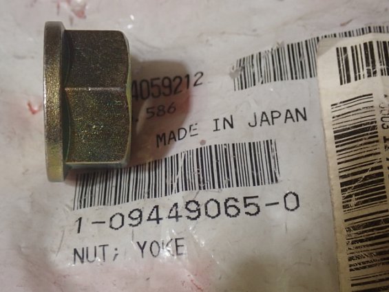 Гайка ISUZU 1-09449065-0 MADE IN JAPAN