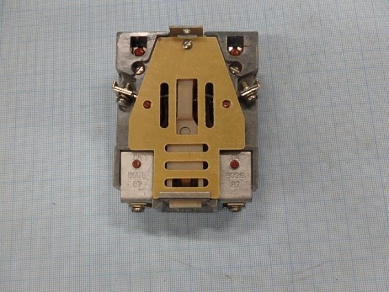 Реле ТРН-10 04 500V 0,5А 1987г.в. ТУ16-523.600-81 двухполюсное тепловое токовое