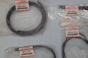 Комплект прокладок крышки клапанов двигателя 4D35 FUSO ME018422 ME018426 ME011381 ME011279