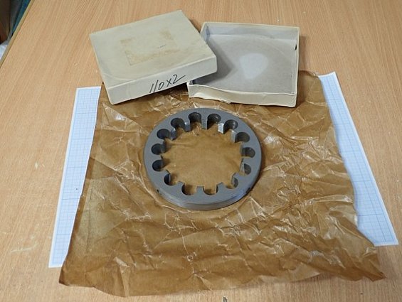 Плашка M110х2mm 6g Ф160х21mm