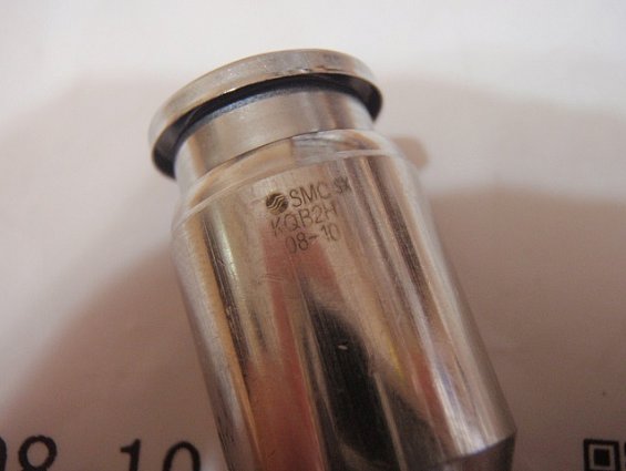 Соединение быстроразъемное переходник smc kQb2h08-10 Ф8.0-Ф10.0mm переходник штекер фитинг Соединение быстроразъемное переходник smc kQb2h08-10 Ф8.0-Ф10.0mm переходник штекер фитинг