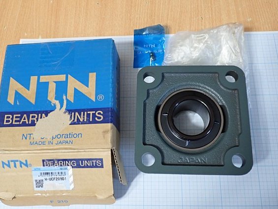 Подшипник NTN M-UCF209D1
