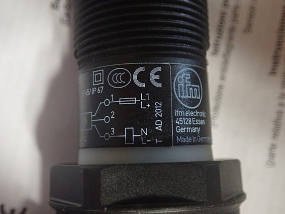 Емкостной датчик ifm KI001A KIE2150NFBOA/3D IP65/IP67 M30х1.5 S=15mm Ue:20...250VDC/30...250VAC