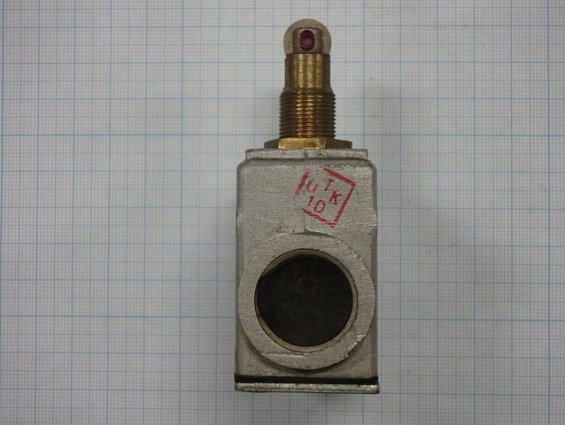 Микропереключатель МП1303У2 исп4 ~380В 10А -220В 10А 1982г СДЕЛАНО В СССР