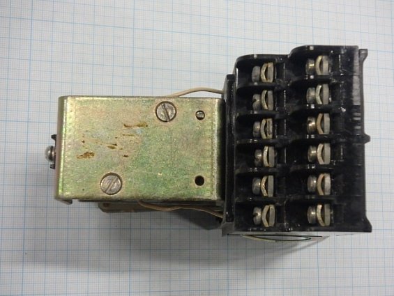 Реле РПУ-1 У3 36В 50Гц 4/4 1978г БЕЗ ЗАЩИТНОГО КОЛПАКА